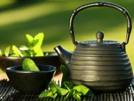 green-tea-effective-medicine-against-ovarian-cancer-1-620x413